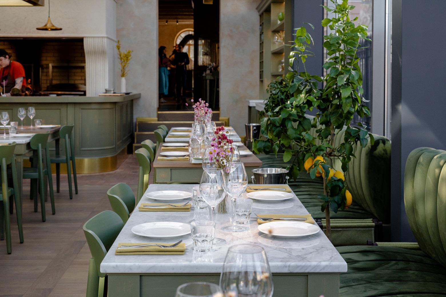 Redbox ресторан спб десерт медведь. Red box ресторан десерт мишка. Marso polo наб канала грибоедова 2в меню. Giallo bistro. Marco polo ресторан спб.